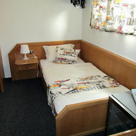 Hotel Stadthaus 3*