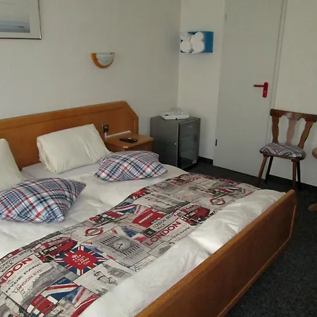 Hotel Stadthaus גוסאו